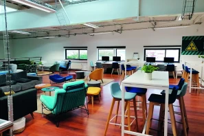 Open Space - 22190 - 30 postes - 150€