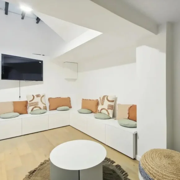 Espace indépendant 190 m² 30 postes Location bureau Rue Championnet Paris 75018 - photo 9