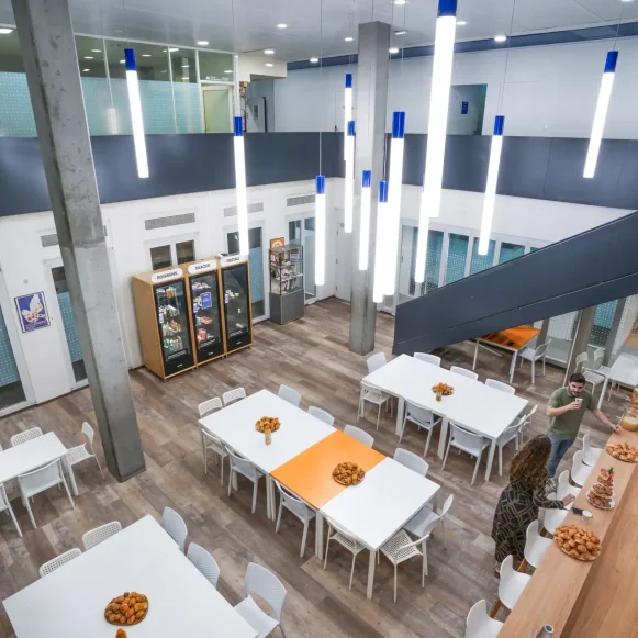 Bureau privé 36 m² 8 postes Location bureau Rue Philidor Paris 75020 - photo 7