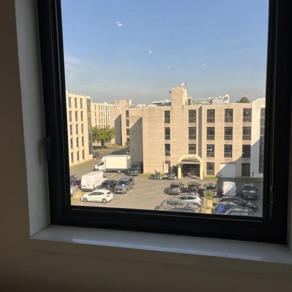 Espace indépendant 24 m² 4 postes Location bureau Boulevard de la République Chatou 78400 - photo 4