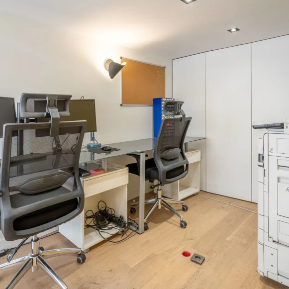 Bureau privé 45 m² 10 postes Location bureau Rue Guynemer Lyon 69002 - photo 4