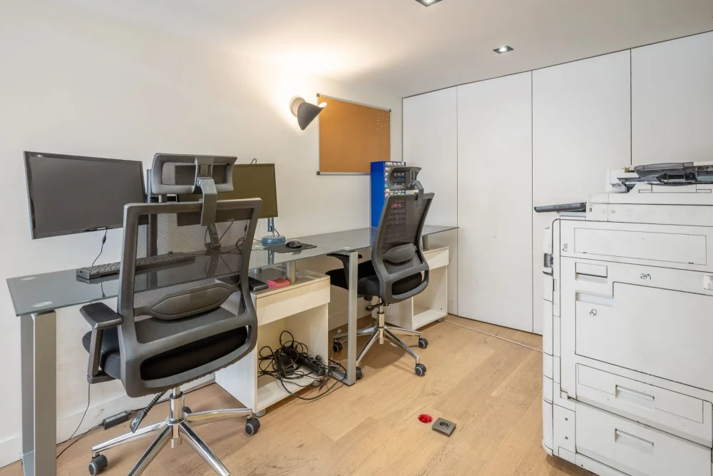Bureau privé - 69002 - 10 postes - 1500€