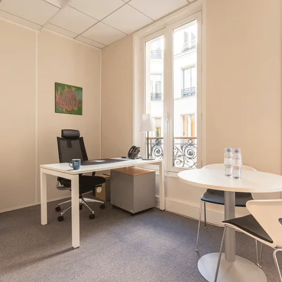 Bureau privé 17 m² 2 postes Coworking Rue Taitbout Paris 75009 - photo 1