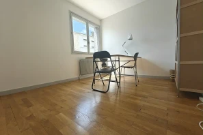 Bureau privé - 69003 - 3 postes - 480€