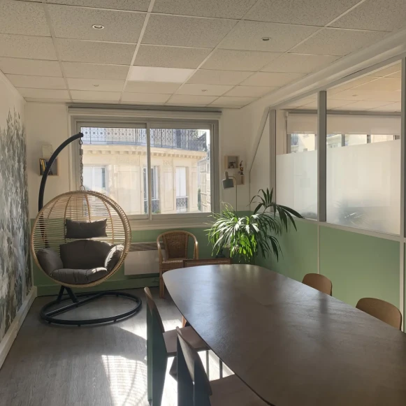 Bureau privé 25 m² 6 postes Coworking Rue Chanzy Paris 75011 - photo 6