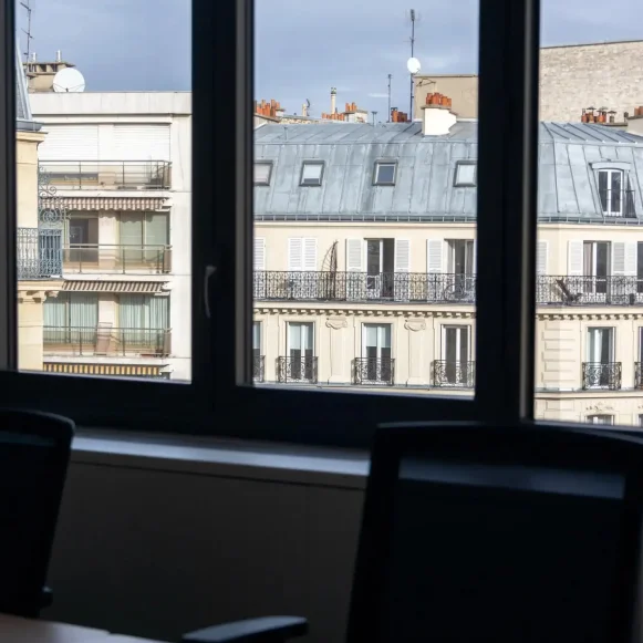 Espace indépendant 208 m² 26 postes Location bureau Rue Jadin Paris 75017 - photo 12