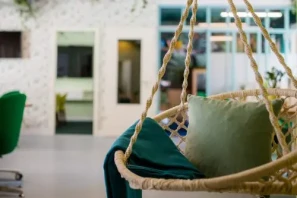 Open Space - 67000 - 6 postes - 290€