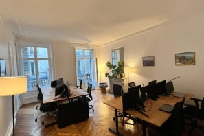 Bureau privé - 75009 - 8 postes - 2000€