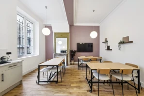 Espace indépendant - 75002 - 30 postes - 17500€