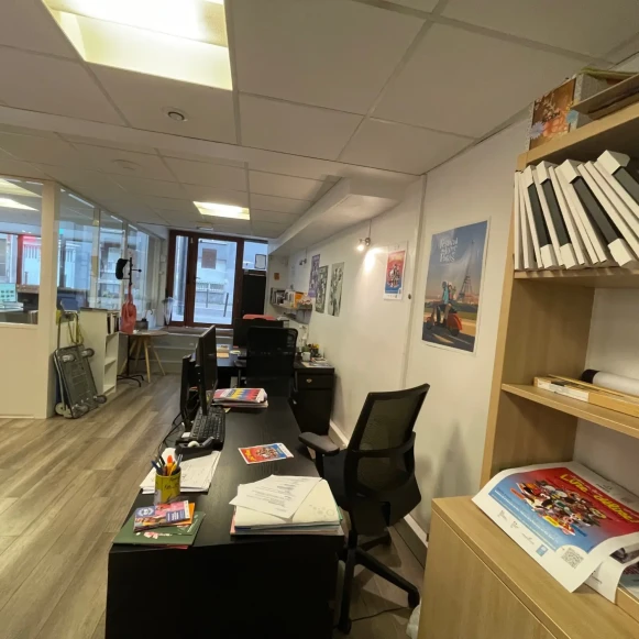 Open Space  1 poste Location bureau Rue de Vaucouleurs Paris 75011 - photo 6