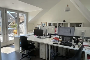 Open Space - 44200 - 1 poste - 200€