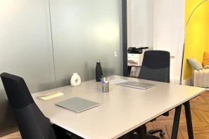 Open Space - 75010 - 2 postes - 320€
