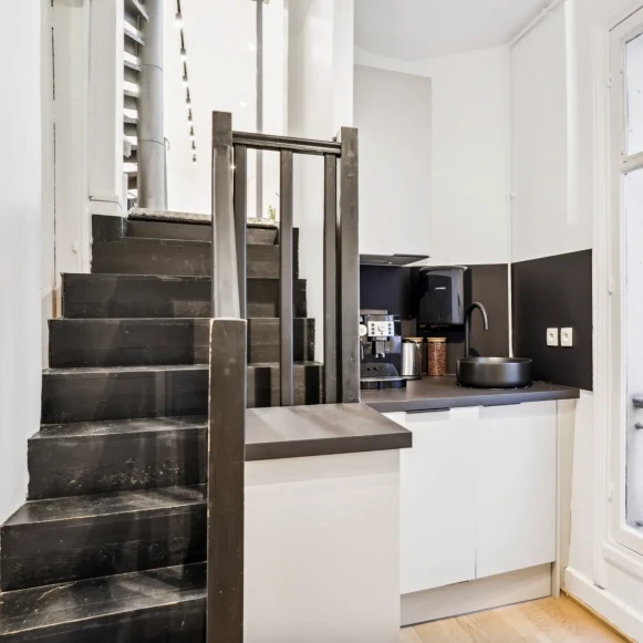 Espace indépendant 70 m² 12 postes Location bureau Rue de Turbigo Paris 75002 - photo 3