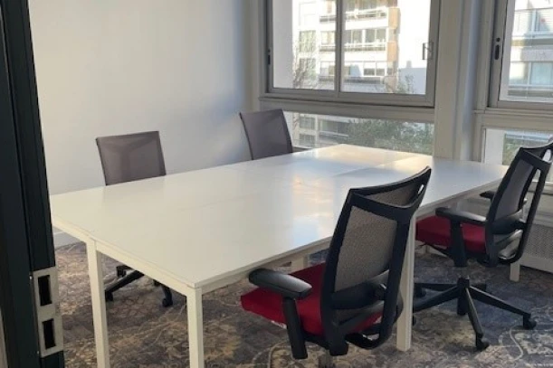 Bureau privé - 75016 - 4 postes - 1500€