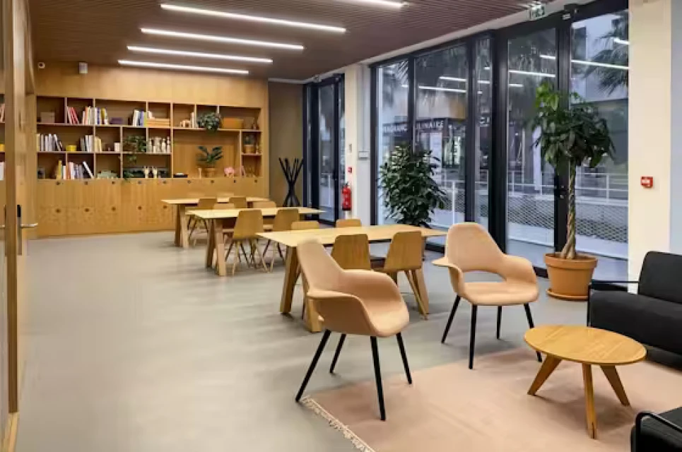 Spaces - Nice, Grand Arenas