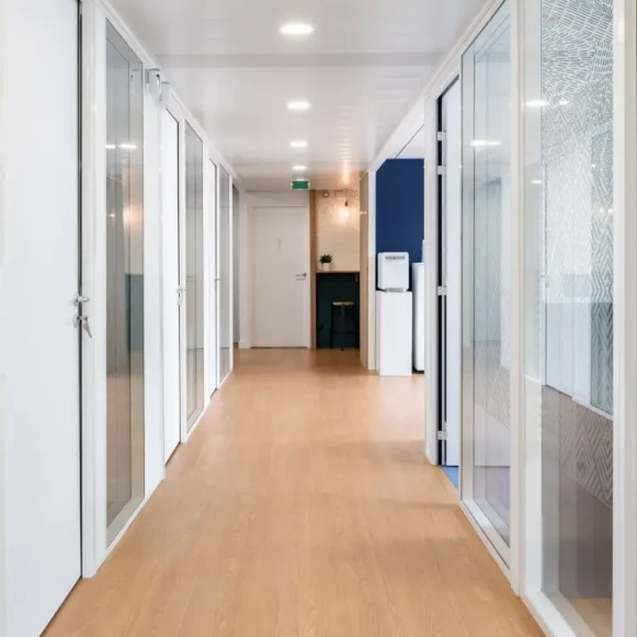 Bureau privé 11 m² 1 poste Location bureau Rue de Sèvres Boulogne-Billancourt 92100 - photo 2