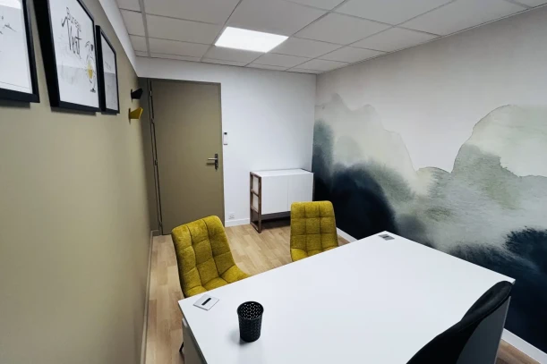 Bureau privé - 85000 - 2 postes - 590€