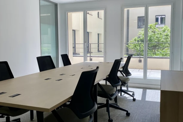 Espace indépendant - 75018 - 40 postes - 16233€