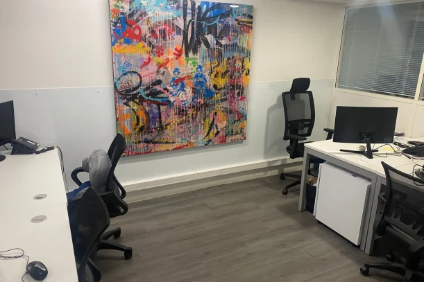 Bureau privé - 92200 - 4 postes - 1000€