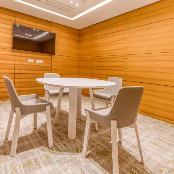 Bureau privé 12 m² 4 postes Coworking Cours du Triangle Puteaux 92800 - photo 6