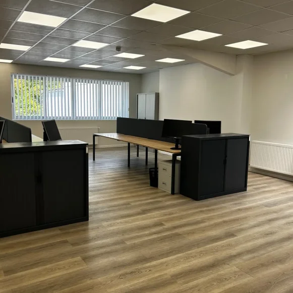 Bureau privé 120 m² 25 postes Coworking Rue Louis Ampère Neuilly-sur-Marne 93330 - photo 1