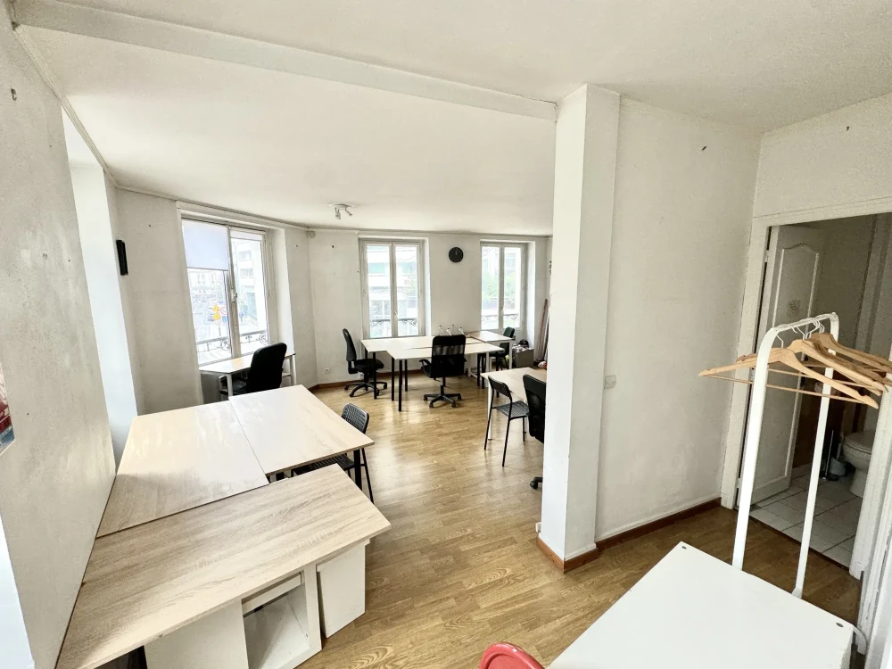 Espace indépendant - 75015 - 10 postes - 1900€