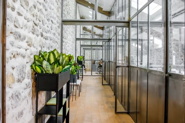 Bureau privé - 94400 - 4 postes - 1400€