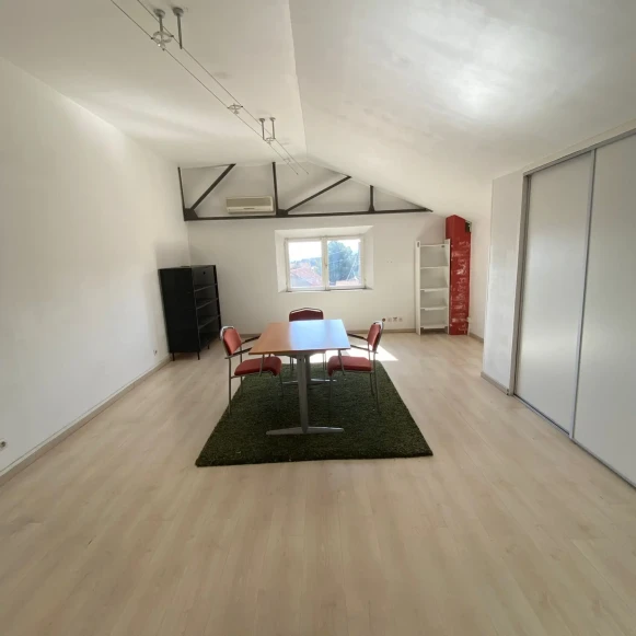 Bureau privé 30 m² 3 postes Coworking Avenue de Saint-Antoine Marseille 13015 - photo 5