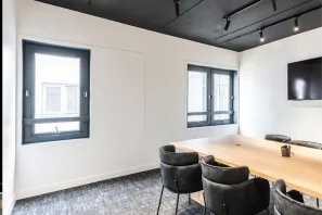 Bureau privé - 92150 - 2 postes - 600€