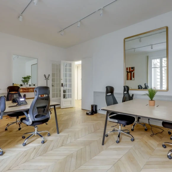 Bureau privé 180 m² 22 postes Location bureau Rue Théodule Ribot Paris 75017 - photo 1