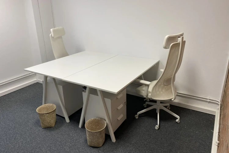 Bureau privé - 59650 - 2 postes - 550€