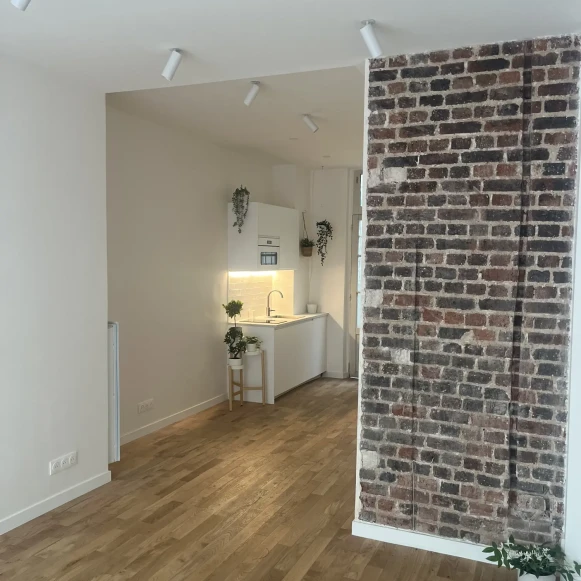 Espace indépendant 30 m² 6 postes Coworking Rue Sedillot Paris 75007 - photo 2