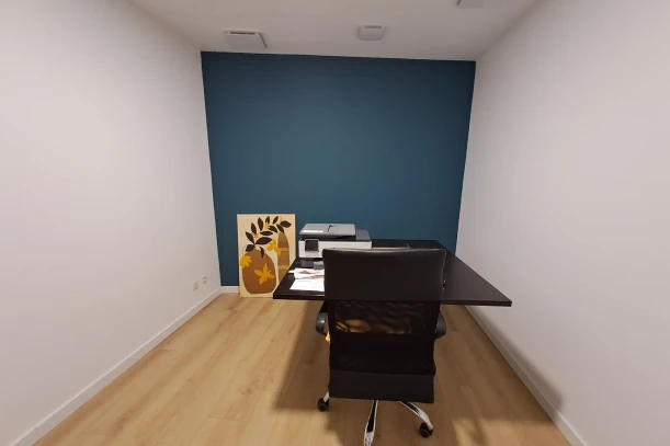 Bureau privé - 44330 - 2 postes - 520€