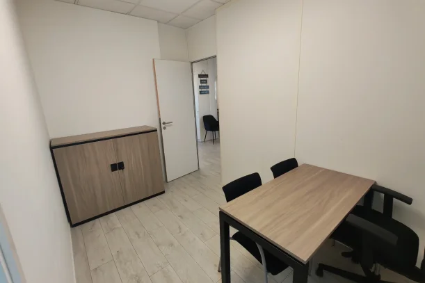 Bureau privé - 94100 - 1 poste - 590€