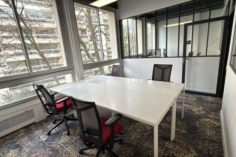 Bureau privé - 75016 - 4 postes - 1500€