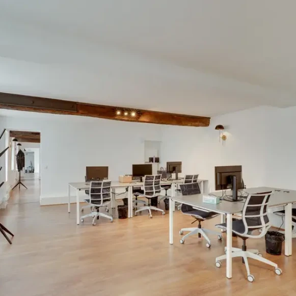 Bureau privé 300 m² 52 postes Location bureau Rue Charlot Paris 75003 - photo 4