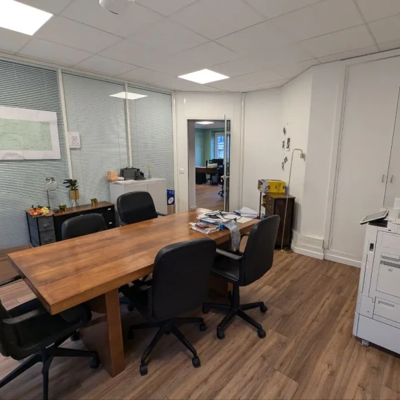 Bureau privé 39 m² 4 postes Location bureau Rue de Rivoli Paris 75001 - photo 5