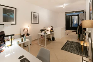 Bureau privé - 75004 - 7 postes - 1800€