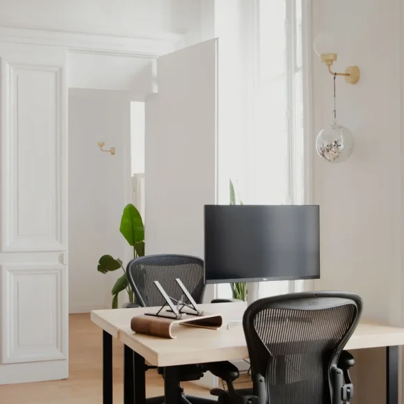 Espace indépendant 72 m² 12 postes Coworking Rue des Petites Écuries Paris 75010 - photo 6