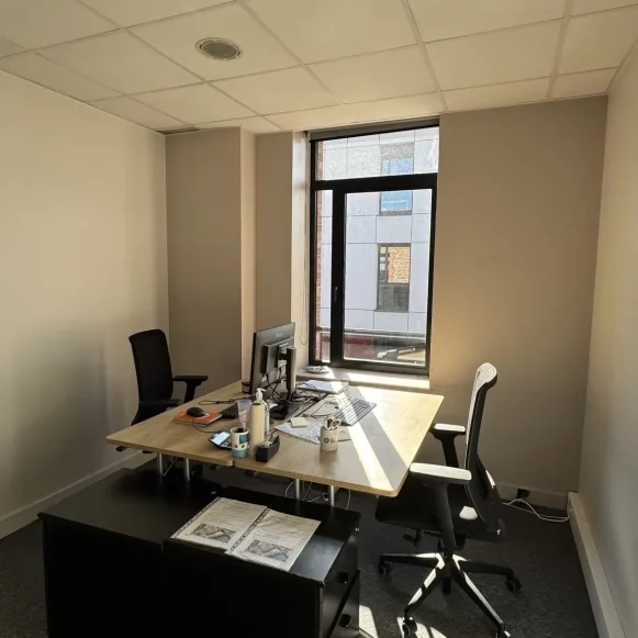 Bureau privé 14 m² 2 postes Location bureau Chemin du Moulin Carron Dardilly 69570 - photo 3