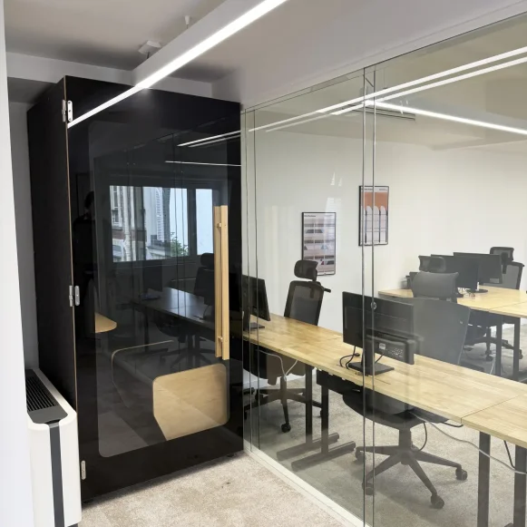 Bureau privé 30 m² 12 postes Coworking Rue de Bruxelles Paris 75009 - photo 3