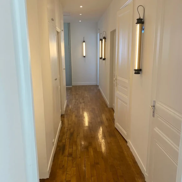Bureau privé 16 m² 4 postes Coworking Rue Paul Valéry Paris 75016 - photo 6