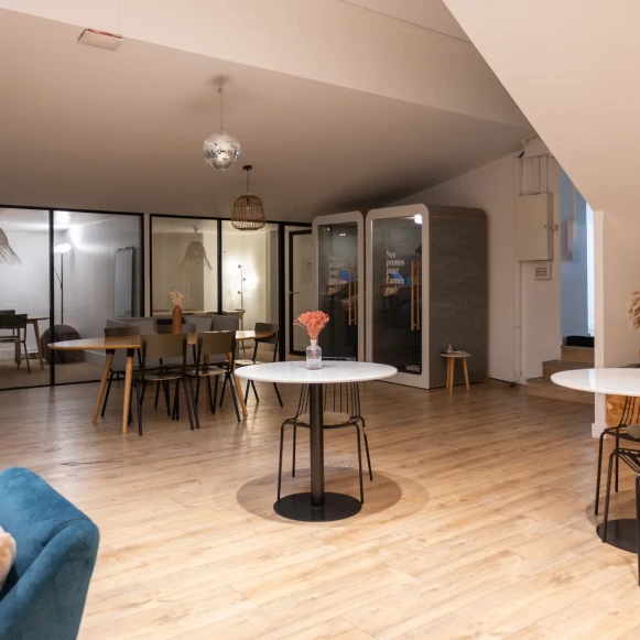 Espace indépendant 400 m² 60 postes Location bureau Boulevard de Strasbourg Paris 75010 - photo 12