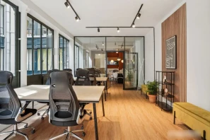 Les Écuries et l'Atelier Petite Écuries