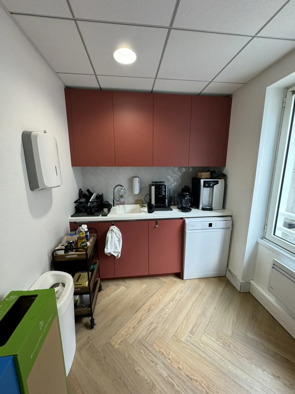 Espace indépendant - 75008 - 20 postes - 15500€