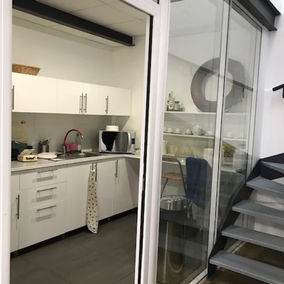 Bureau privé 12 m² 2 postes Location bureau Rue Dulong Paris 75017 - photo 4