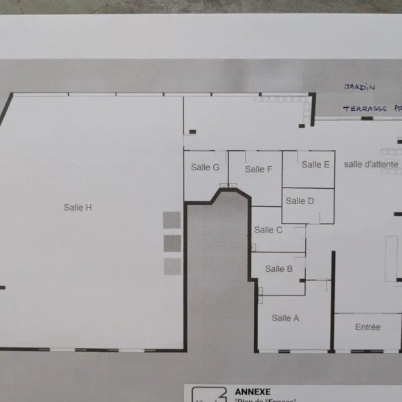 Bureau privé 10 m² 1 poste Coworking Rue Jacques Kable Paris 75018 - photo 6