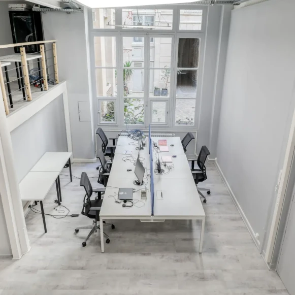 Espace indépendant 145 m² 20 postes Location bureau Rue d'Hauteville Paris 75010 - photo 1