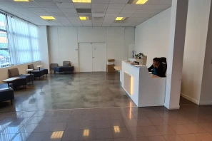 Bureau privé - 78180 - 2 postes - 620€