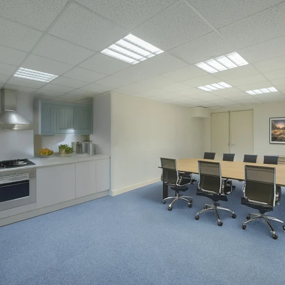 Bureau privé 21 m² 4 postes Coworking Rue René Cassin Massy 91300 - photo 3